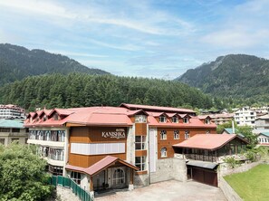 Exterior - Kanishka, Manali- AM Hotel Kollection (Manali)