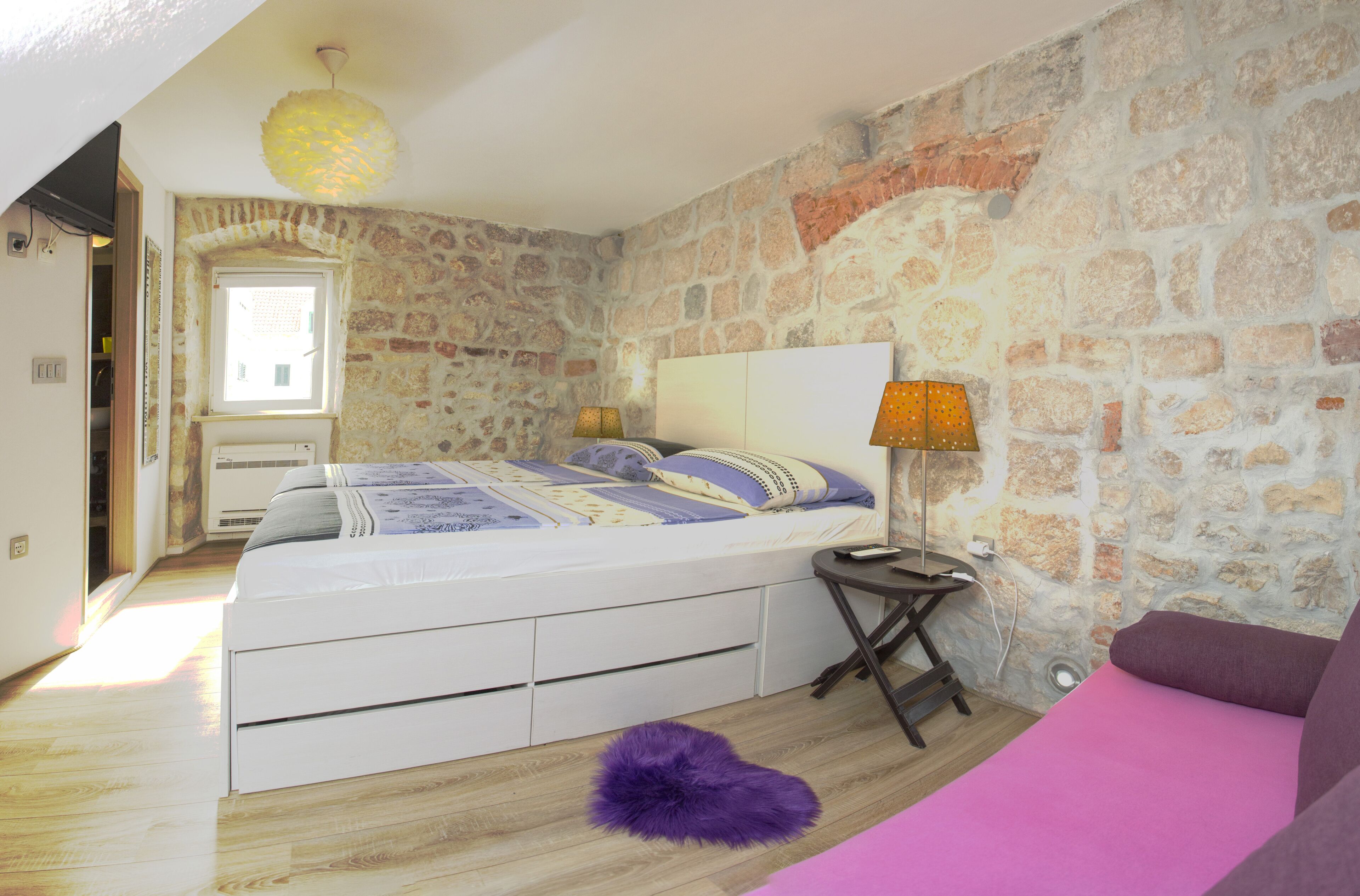 5 Schlafzimmer, Zimmersafe, Bügeleisen/Bügelbrett, Reisekinderbett