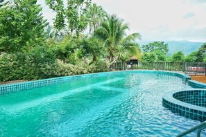 Outdoor pool - U Maerim Chiangmai (Mae Rim)