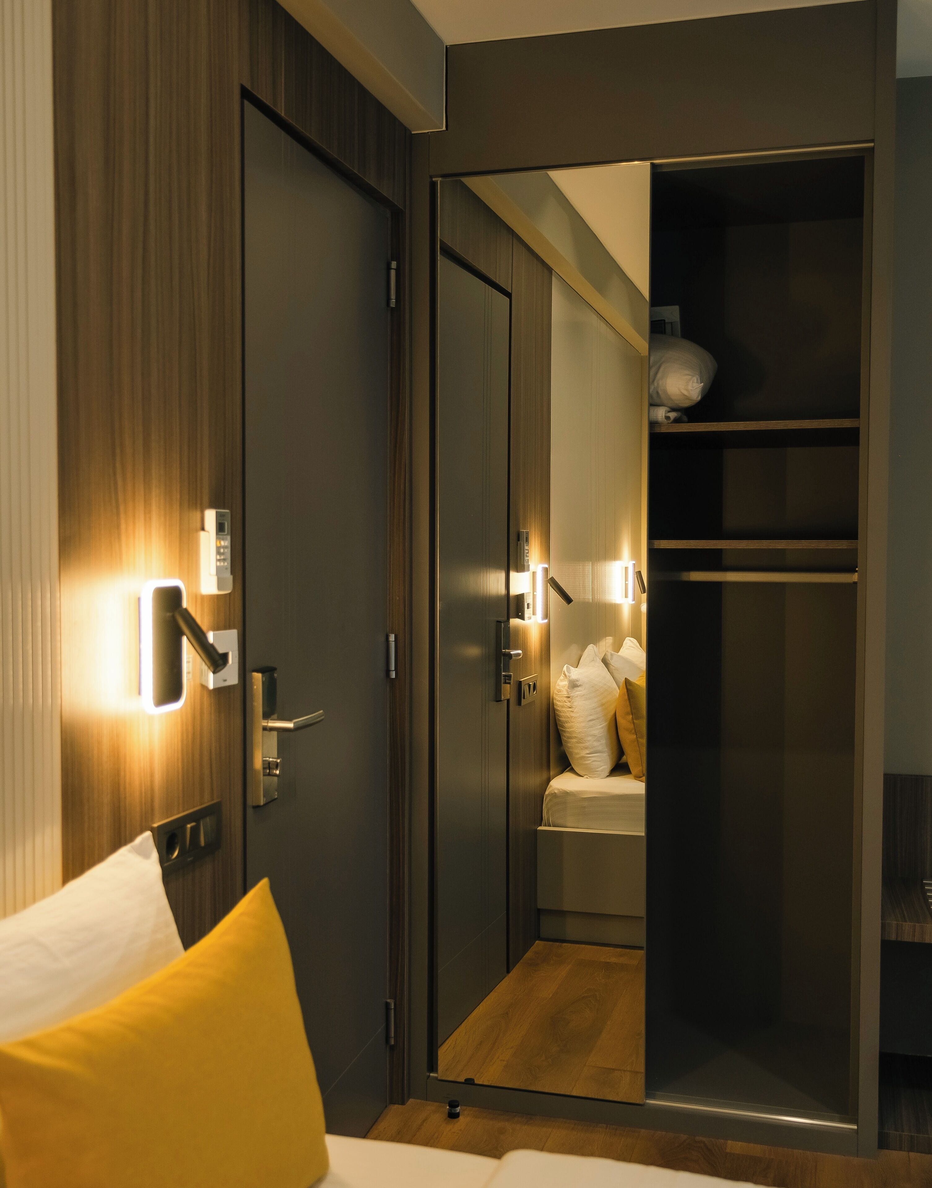 Studio Deluxe | Literie de qualité supérieure, coffres-forts dans les chambres, bureau