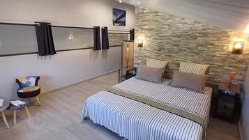 4 slaapkamers, een bureau, reisbedje, gratis wifi