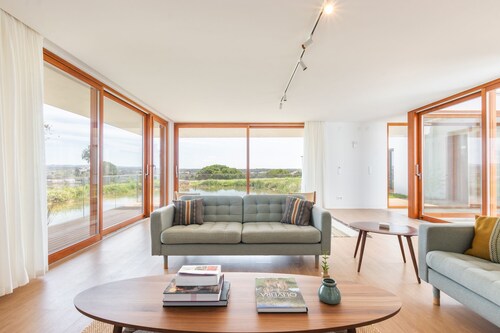 Where the coast meets the peaceful countryside 