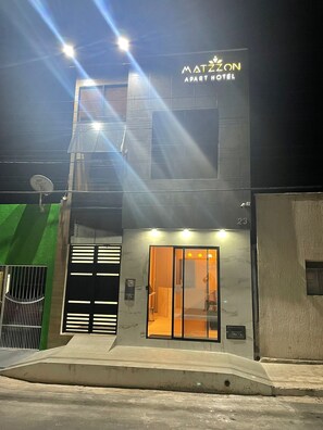 Exterior - Matzzon Apart Hotel (Joao Camara)