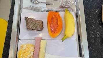 Desayuno a la carta incluido todos los días