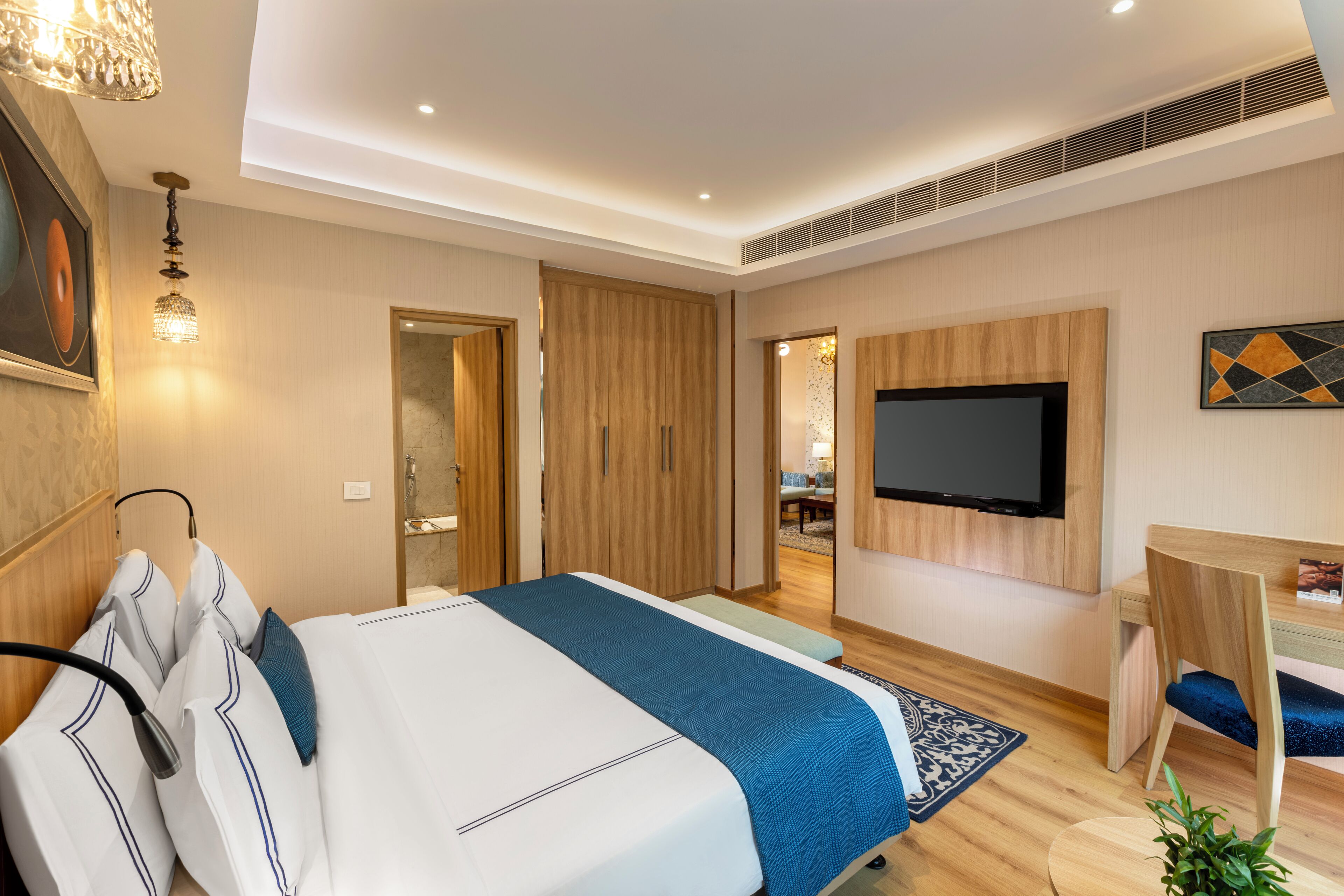 Deluxe-suite | Egyptiske bomuldslagner, premium-sengetøj, minibar