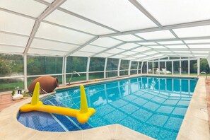 Piscine couverte