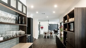 Interior - Whitevale Luxury Estate - Weddings, Functions, Corporate Retreats (Lovedale)