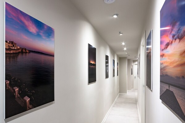 Hallway - PhotoRooms B&B (Syracuse)
