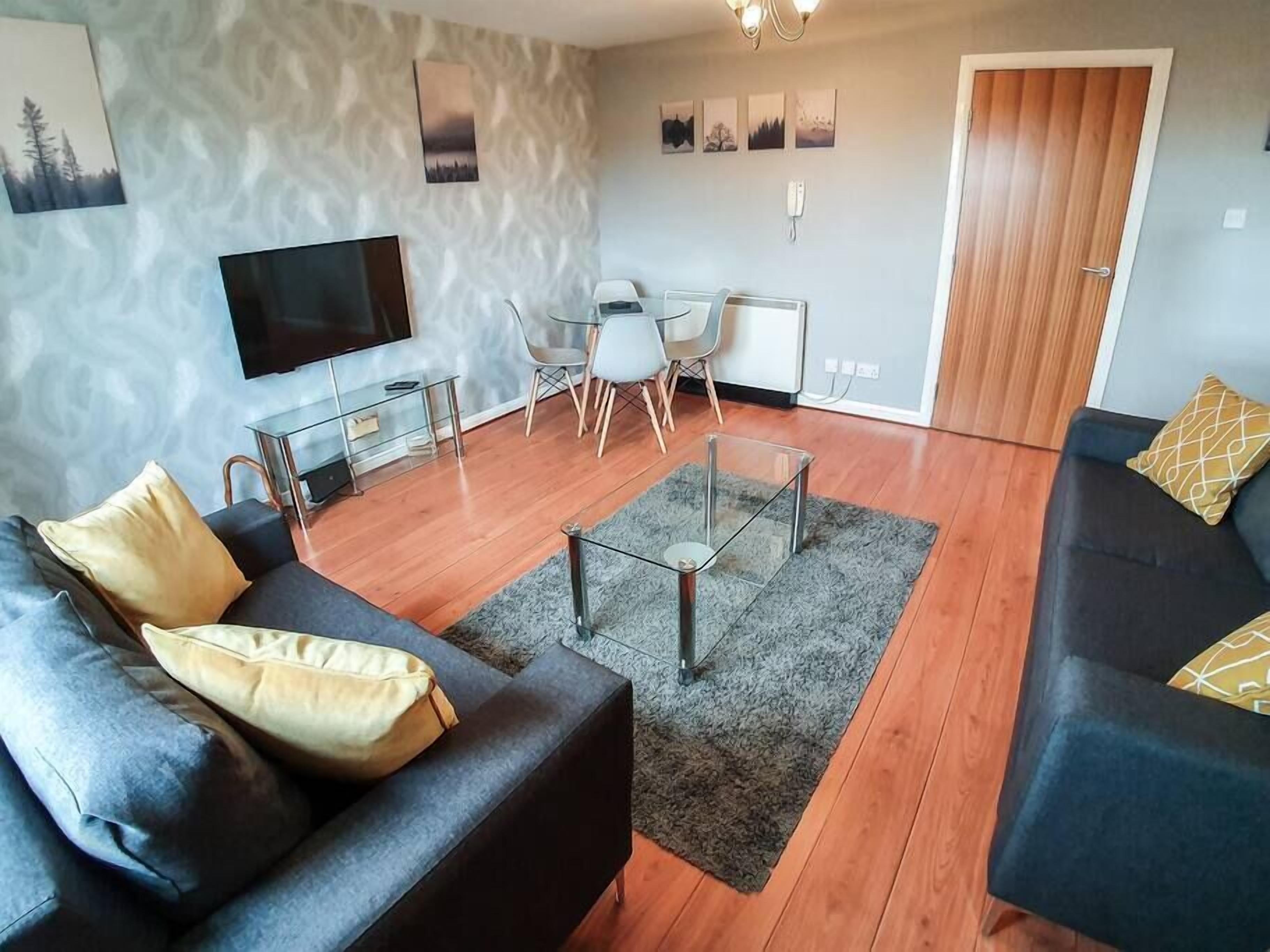 Hilton Wynd Apartment, Rosyth M90 Near Edinburgh - Dunfermline