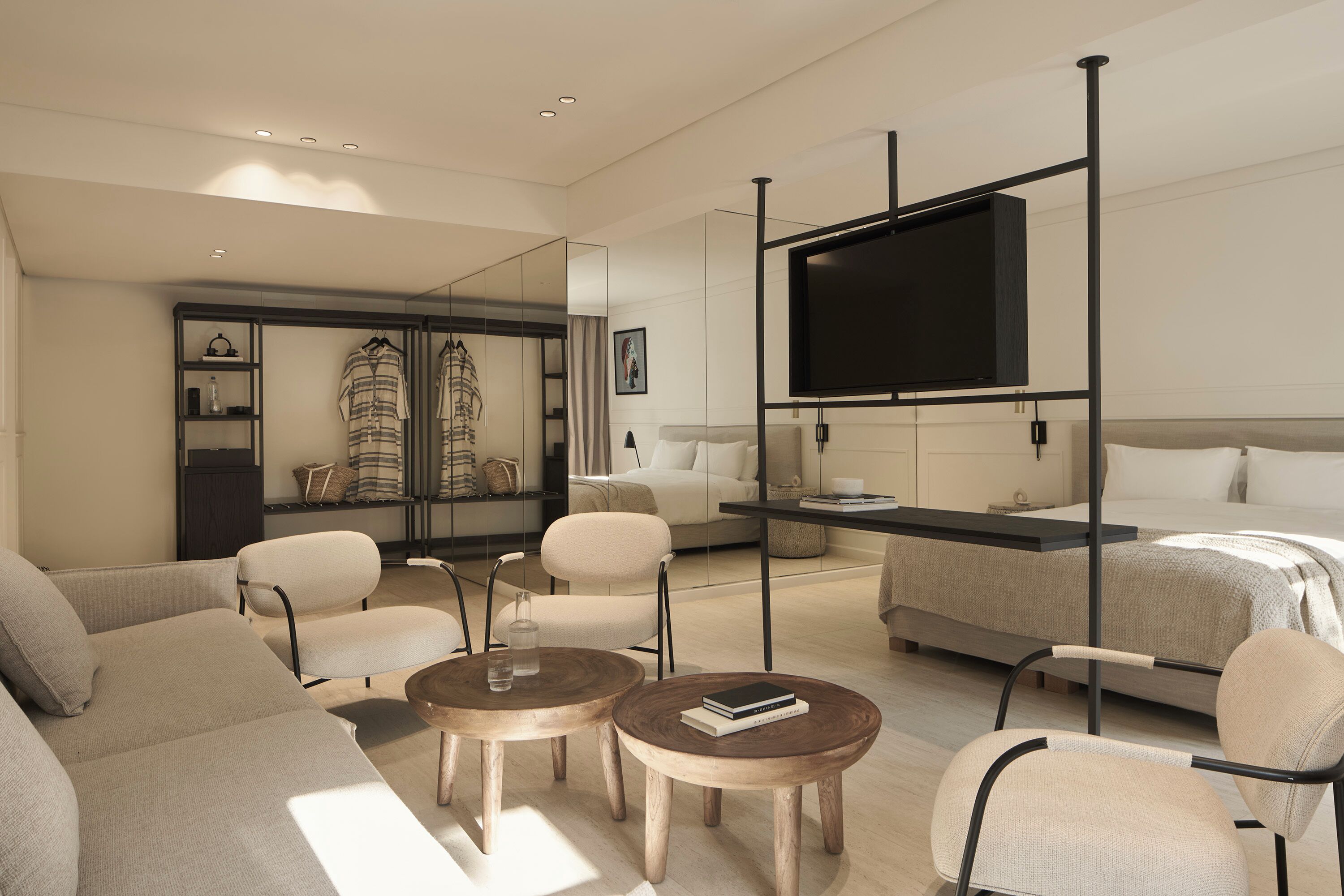 Coffres-forts dans les chambres, chambres insonorisées, Wi-Fi gratuit