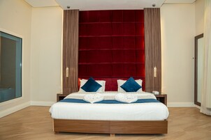 1 bedroom, premium bedding, individually decorated