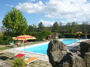Outdoor pool, pool loungers - Family Holiday Tuscan villa: Pool, fenced garden, A.C. WI.FI  14 Guests 7 rooms (CITERNA)