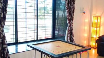 Children’s play area – outdoor