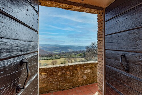 Podere Colombaio - Verbena chalet in historical Podere in Val d'Orcia