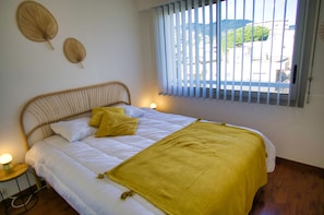 1 bedroom, iron/ironing board, bed sheets