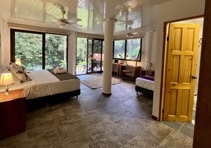 7 bedrooms, desk, iron/ironing board, travel crib