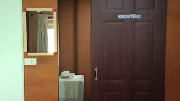 Room | Free WiFi