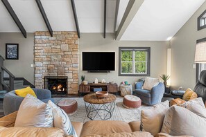 智能电视、壁炉、电子游戏、立体声音响