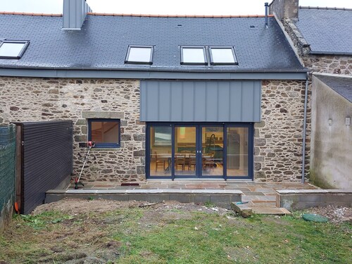 In the center of the Emerald Coast