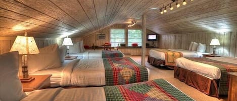 4 Schlafzimmer, Bügeleisen/Bügelbrett, Reisekinderbett, Internetzugang