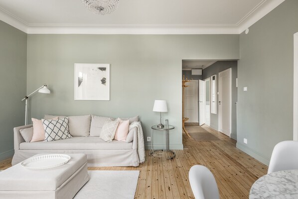 Älytelevisio, kirjoja