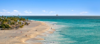 O Condominium Beachfront Residences