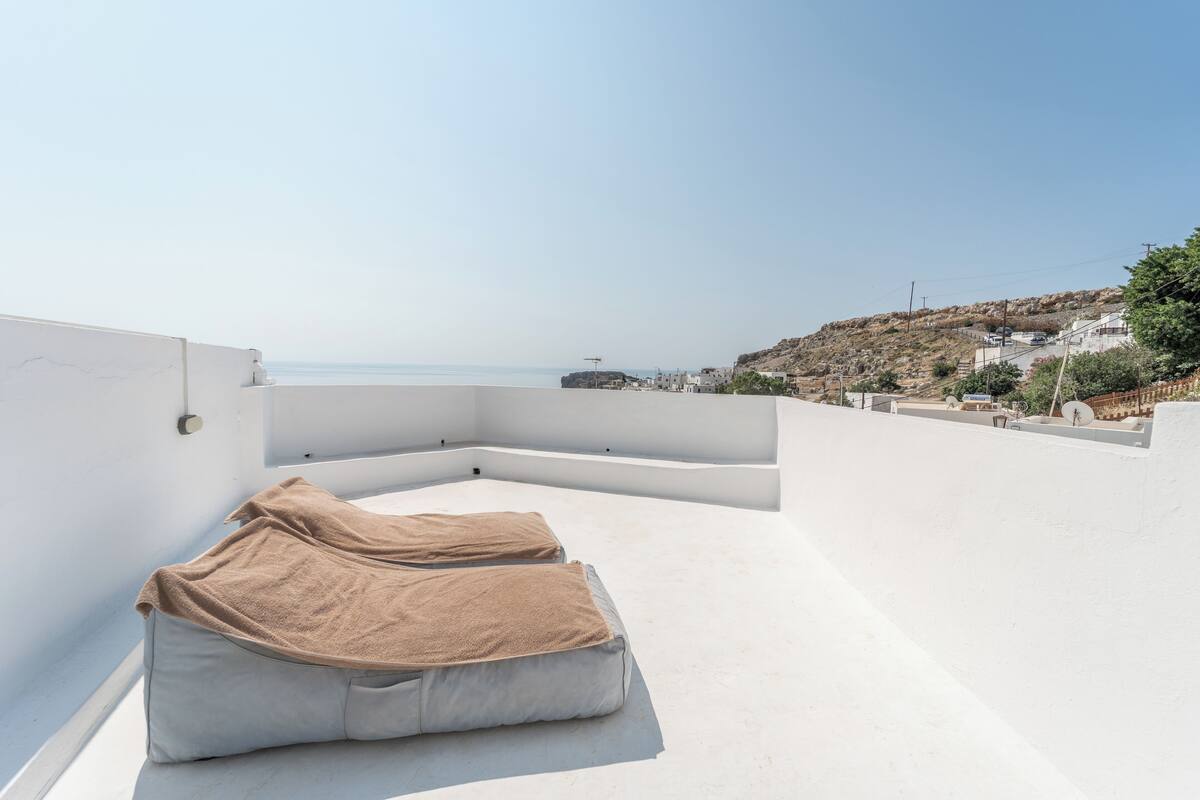 Traditional Suite with Terrace and Sea View | Terrasse/Patio