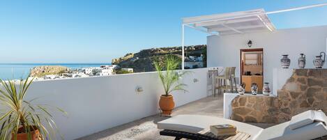 Rooftop Studio with Sea View | Terassi/patio