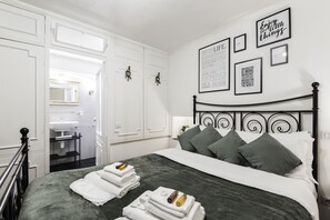 1 Schlafzimmer, Bügeleisen/Bügelbrett, Reisekinderbett, kostenloses WLAN