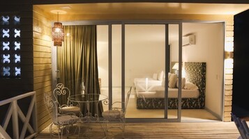 Family Cabin | Premium bedding, minibar, bed sheets