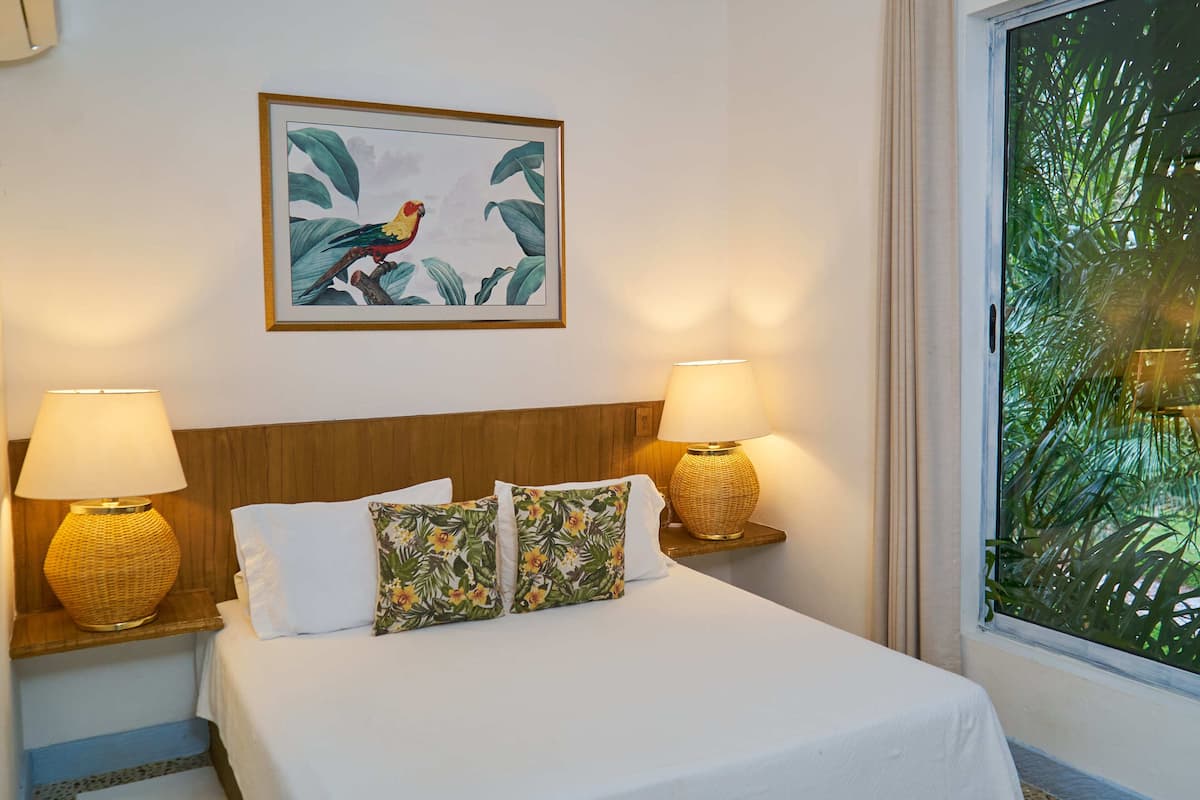 Family Studio Suite | 1 bedroom, premium bedding, minibar, bed sheets