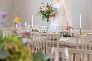 Indendørs bryllup