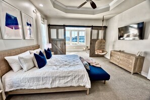 6 bedrooms, desk, free WiFi