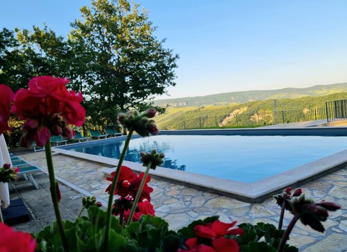 Podere Colombaio - Bucaneve chalet in historical Podere in Val d'Orcia