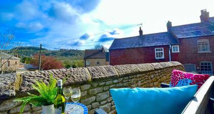 Chapel row 5 luxury cottage in the peaks