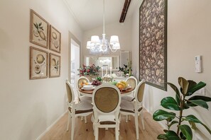 2 عدّة غرف نوم