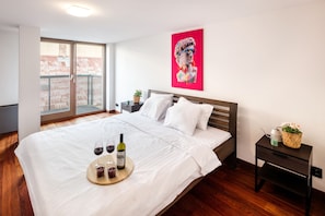 Departamento exclusivo | 3 habitaciones, ropa de cama de alta calidad y escritorio