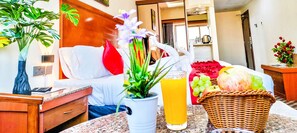 Matelas mémoire de forme, minibar, coffres-forts dans les chambres