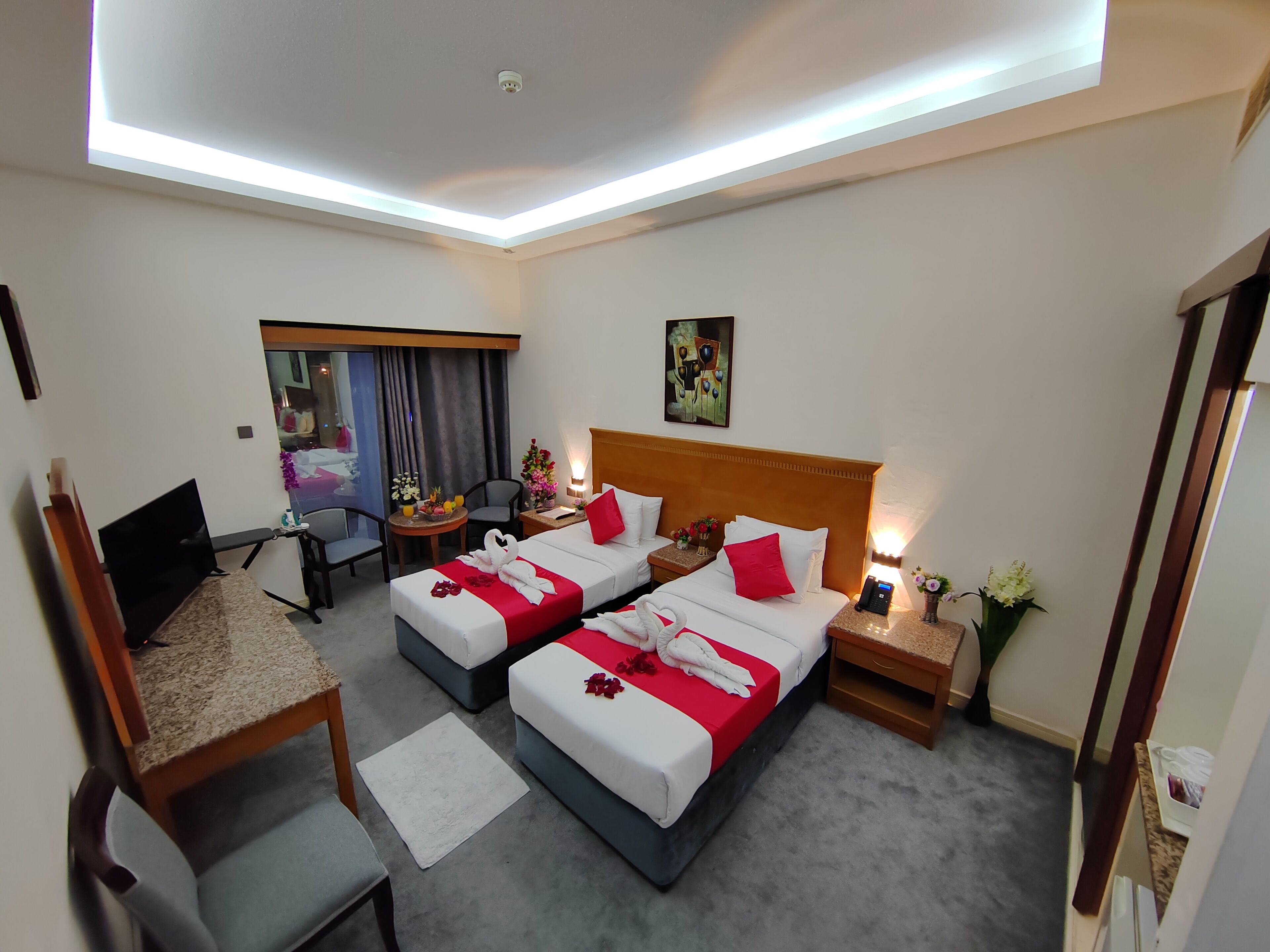 Deluxe Twin Room | 记忆海绵床垫、迷你吧、客房内保险箱、特色装修