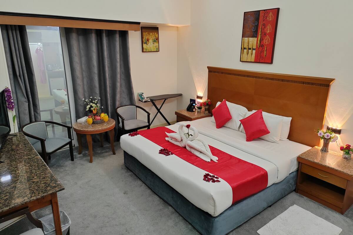 Memory foam beds, minibar, in-room safe, desk