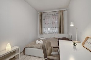 2 bedrooms, bed sheets