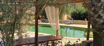 Welcome to a place full of history and Mediterranean ease.