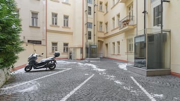 Apartamento clássico | Vista do quarto