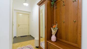 Apartamento clássico | Área de estar | Smart TV 50 cm com canais digitais, TV, filmes pagos