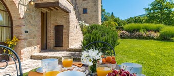 Borgo Fastelli - Susino Chalet in historical Borgo in Val d'Orcia