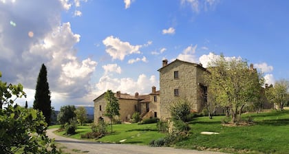 Borgo Fastelli - Susino Chalet in historical Borgo in Val d'Orcia