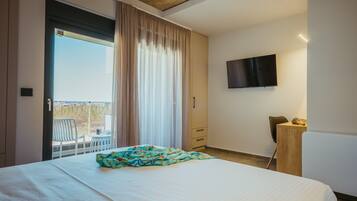 9 bilik tidur, gebar bulu kapas, tilam berlapik, peti besi dalam bilik