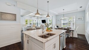 Interior - ☀️ 6 Beds | Golf Cart | Near Beach (Santa Rosa Beach)