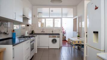 Fridge, microwave, stovetop, toaster