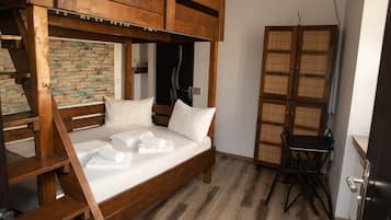 Familie appartement, uitzicht op de stad | 2 slaapkamers, geluiddichte muren, gratis wifi, beddengoed